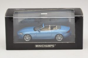 Jaguar XK X150 Convertible Light Blue Metallic Minichamps 1:43 400130530 Diecast — photo 5 of 5