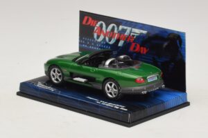 Jaguar XKR X100 Roadster Die Another Day Minichamps 1:43 045149 Diecast — photo 3 of 5