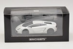 Lamborghini Gallardo LP550-2 Tricolore White Minichamps 1:43 400103801 Diecast — photo 5 of 5