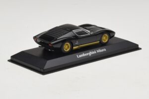 Lamborghini Miura P400 Black Maxichamps 1:43 940103000 Diecast — photo 2 of 5