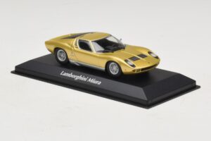 Lamborghini Miura P400 Gold Maxichamps 1:43 940103002 Diecast — photo 3 of 5