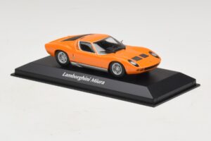 Lamborghini Miura P400 Orange Maxichamps 1:43 940103001 Diecast — photo 3 of 5