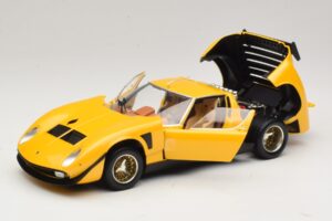 Lamborghini Miura SVR Yellow & Black Kyosho 1:18 08319GY Diecast — photo 2 of 8