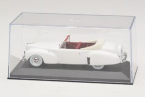 Lincoln Continental Convertible White Minichamps 1:43 400082501 Diecast — photo 4 of 5
