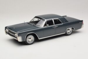 Lincoln Continental Grey Metallic Marnie KK-Scale 1:18 KKDC181482 Diecast