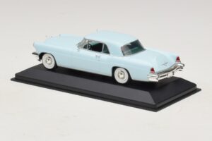 Lincoln Continental Mark II Light Blue Minichamps 1:43 400082304 Diecast — photo 3 of 5