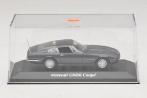 Maserati Ghibli Brown Metallic Maxichamps 1:43 940123320 Diecast — photo 4 of 5