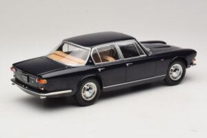 Maserati Quattroporte I Dark Blue KK-Scale 1:18 KKDC181513 Diecast — photo 2 of 6