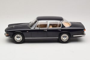 Maserati Quattroporte I Dark Blue KK-Scale 1:18 KKDC181513 Diecast — photo 3 of 6