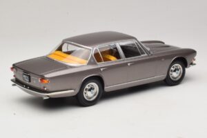 Maserati Quattroporte I Grey Metallic KK-Scale 1:18 KKDC181511 Diecast — photo 2 of 6