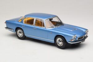 Maserati Quattroporte I Light Blue Metallic KK-Scale 1:18 KKDC181514 Diecast — photo 4 of 6