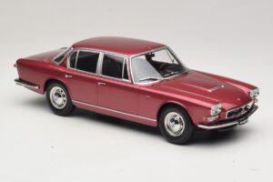 Maserati Quattroporte I Red Metallic KK-Scale 1:18 KKDC181512 Diecast — photo 4 of 6