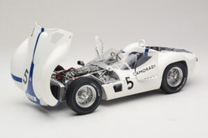 Maserati Tipo 61 #5 Camoradi S. Moss / D. Gurney 1000km Nurburgring Winner 1960 Minichamps 1:12 120601205 Diecast — photo 2 of 8