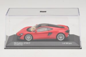 McLaren 570GT Vermillion Red Minichamps 1:43 537154522 Diecast — photo 4 of 5