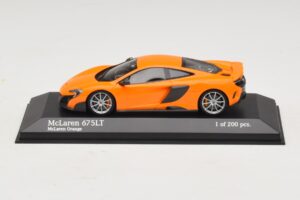 McLaren 675LT Orange Minichamps 1:43 537154421 Diecast