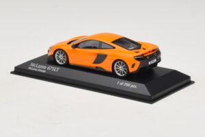 McLaren 675LT Orange Minichamps 1:43 537154421 Diecast — photo 3 of 5