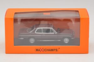 Mercedes 230 CE C123 Red Maxichamps 1:43 940032221 Diecast — photo 5 of 5