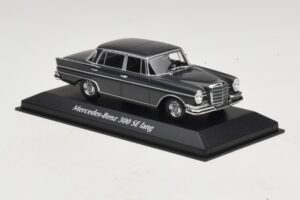 Mercedes 300 SE W112 Lang Dark Grey Maxichamps 1:43 940035201 Diecast — photo 3 of 5