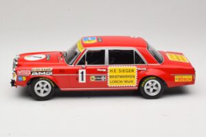Mercedes 300 SEL 6.8 #1 H. Heyer / Betzler 24 Hours of Nurburgring 1972 Minichamps 1:18 155723401 Diecast — photo 3 of 6