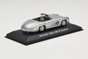 Mercedes 300 SL W198 Roadster Silver Maxichamps 1:43 940039030 Diecast — photo 2 of 5