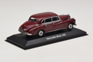 Mercedes 300 W186 Dark Red Maxichamps 1:43 940039060 Diecast — photo 2 of 5