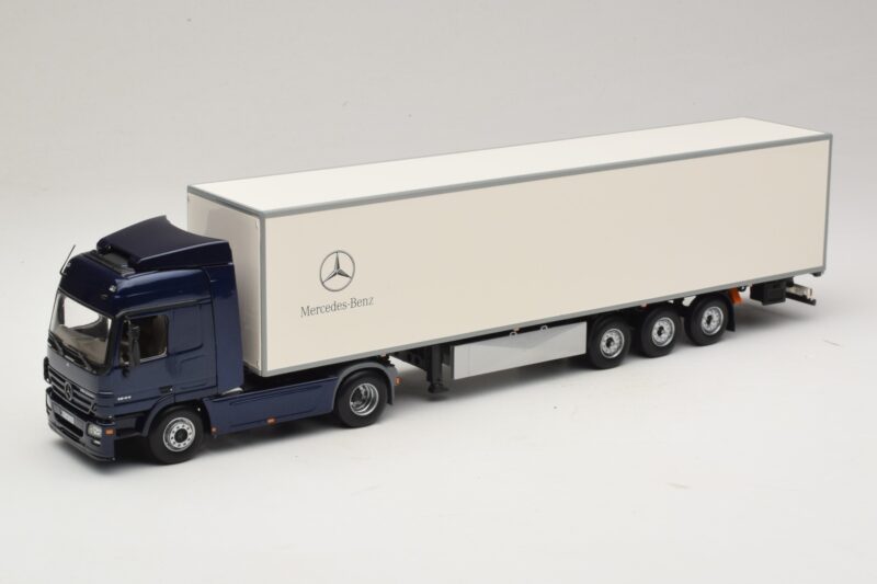 Mercedes Actros 1044 Blue Minichamps 1:43 B66000604 Diecast