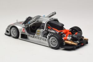 Mercedes CLK GTR #10 Warsteiner 1999 Maisto 1:18 38848 Diecast — photo 5 of 8