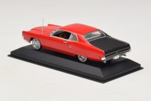 Mercury Marauder X-100 Red Black Minichamps 1:43 400082121 Diecast — photo 3 of 5
