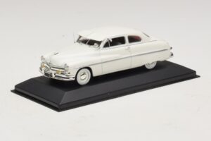 Mercury Monterey White Minichamps 1:43 400082401 Diecast — photo 2 of 5