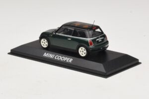 Mini Cooper S R53 Dark Green With Black Roof Minichamps 1:43 MINI023 Diecast — photo 3 of 5