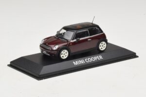Mini Cooper S R53 Dark Red With Black Roof Minichamps 1:43 MINI028 Diecast — photo 2 of 5