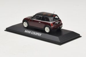 Mini Cooper S R53 Dark Red With Black Roof Minichamps 1:43 MINI028 Diecast — photo 3 of 5