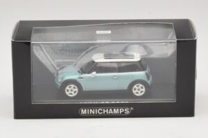 Mini Cooper S R53 Light Blue Metallic With Panoramic Roof Minichamps 1:43 MINI018 Diecast — photo 4 of 4
