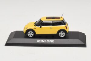 Mini Cooper S R53 Liquid Yellow With Panoramic Roof Minichamps 1:43 MINI013 Diecast