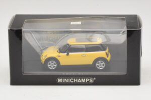 Mini Cooper S R53 Liquid Yellow With Panoramic Roof Minichamps 1:43 MINI013 Diecast — photo 4 of 4