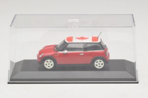 Mini Cooper S R53 Red With Canadian Flag Minichamps 1:43 MINI017 Diecast — photo 4 of 5