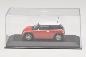 Mini Cooper S R53 Red With White Roof Minichamps 1:43 MINI025 Diecast — photo 4 of 5
