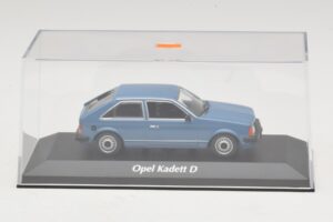 Opel Kadett D Blue Maxichamps 1:43 940044100 Diecast — photo 4 of 5
