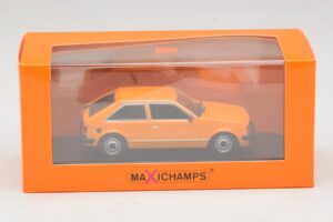 Opel Kadett D Orange Maxichamps 1:43 940044101 Diecast — photo 5 of 5
