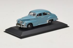 Opel Kapitän Blue Minichamps 1:43 430043308 Diecast — photo 2 of 5