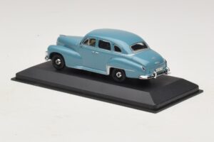 Opel Kapitän Blue Minichamps 1:43 430043308 Diecast — photo 3 of 5
