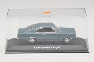 Opel Rekord C Coupe Blue Maxichamps 1:43 940046121 Diecast — photo 4 of 5