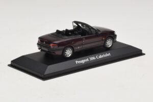 Peugeot 306 Cabriolet Purple Metallic Maxichamps 1:43 940112834 Diecast — photo 2 of 5
