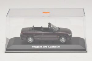 Peugeot 306 Cabriolet Purple Metallic Maxichamps 1:43 940112834 Diecast — photo 4 of 5