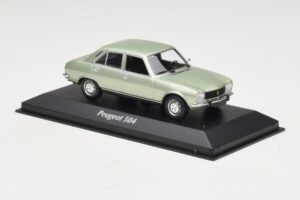 Peugeot 504 Light Green Metallic Maxichamps 1:43 940112501 Diecast — photo 3 of 5