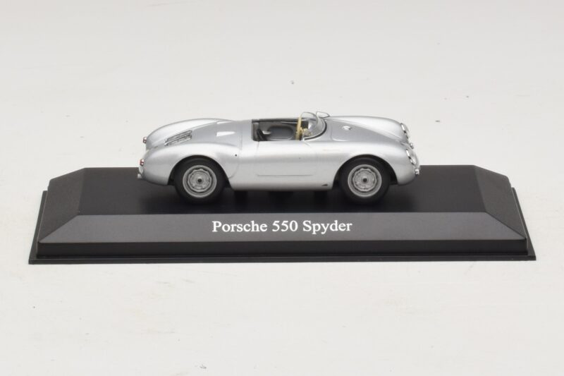 Porsche 550 Spyder Silver Maxichamps 1:43 940066030 Diecast