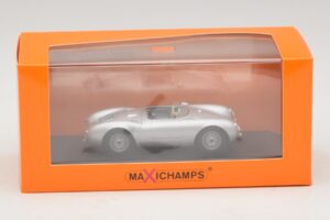 Porsche 550 Spyder Silver Maxichamps 1:43 940066030 Diecast — photo 5 of 5