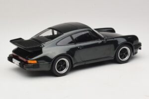 Porsche 911 930 Turbo 3.3 Dark Green Metallic KK-Scale 1:18 KKDC181441 Diecast — photo 2 of 6