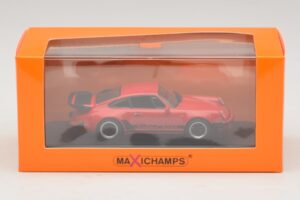 Porsche 911 930 Turbo 3.3 Red Maxichamps 1:43 940069000 Diecast — photo 5 of 5