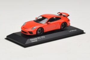 Porsche 911 991.1 GT3 Orange Minichamps 1:43 410066024 Diecast — photo 2 of 5